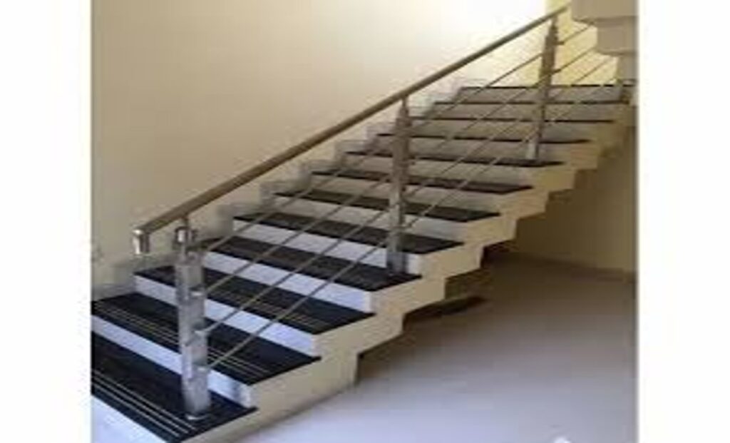 VERTICAL BAR RAILING